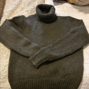 Green Chunky Knit Turtleneck Sweater